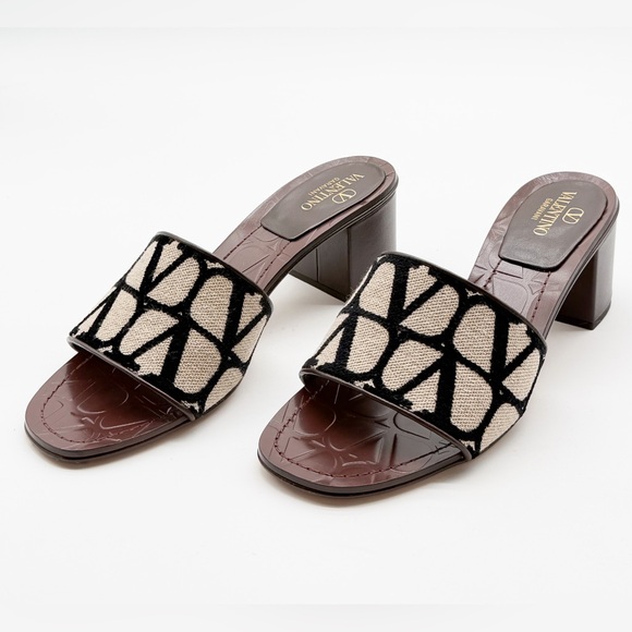 Valentino VLogo Signature Open Toe Mules Sandals Heels Brown & Cream EU 39 US 9 - Picture 3 of 13